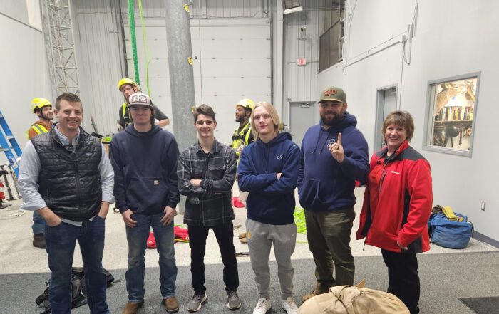 MNCAPS Students visit One Way Wireless Construction